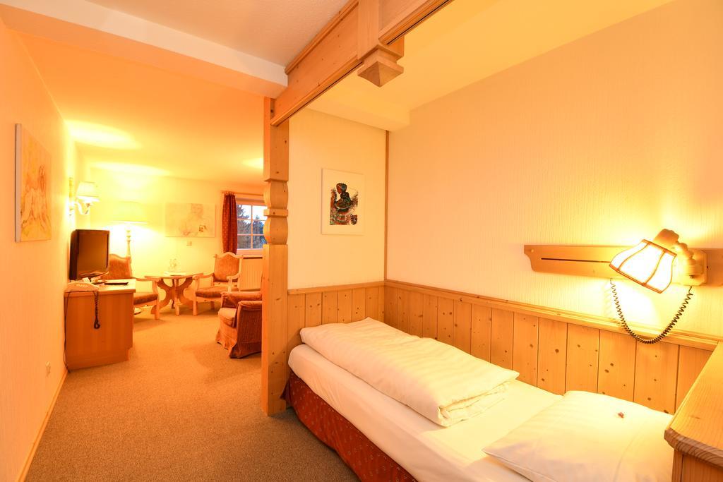 Landhotel Altes Zollhaus Hermsdorf  Esterno foto